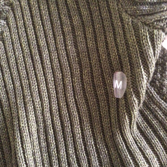 NEW YORK & COMPANY GREEN METALLIC SIDE ZIP SWEATER MEDIUM NWT - Picture 11 of 14